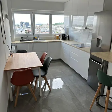 Διαμέρισμα Paris Magnifique 4 Pieces De 108m2 Avec 2 Parking Interieur - Tres Cosy Pour 1 A 12 Personnes - Entierement Refait A Neuf Entire Luxurious And Warm - Paris 19 Eme Free Wifi Gratuit Pantin
