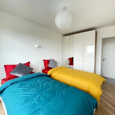 Paris Magnifique 4 Pieces De 108m2 Avec 2 Parking Interieur - Tres Cosy Pour 1 A 12 Personnes - Entierement Refait A Neuf Entire Luxurious And Warm - Paris 19 Eme Free Wifi Gratuit