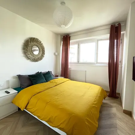 Διαμέρισμα Paris Magnifique 4 Pieces De 108m2 Avec 2 Parking Interieur - Tres Cosy Pour 1 A 12 Personnes - Entierement Refait A Neuf Entire Luxurious And Warm - Paris 19 Eme Free Wifi Gratuit *
