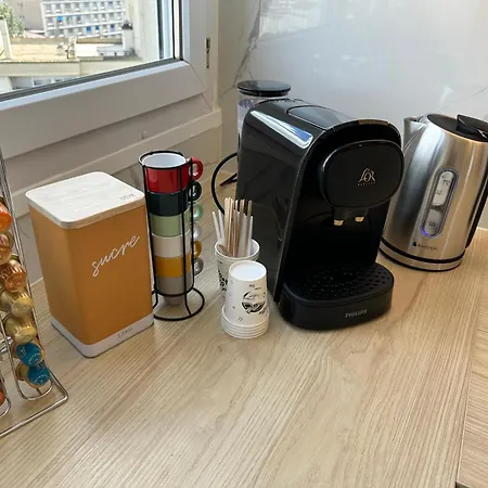 Paris Magnifique 4 Pieces De 108m2 Avec 2 Parking Interieur - Tres Cosy Pour 1 A 12 Personnes - Entierement Refait A Neuf Entire Luxurious And Warm - Paris 19 Eme Free Wifi Gratuit Διαμέρισμα