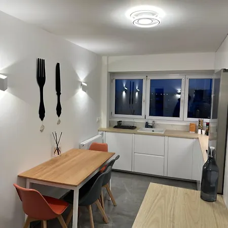 Paris Magnifique 4 Pieces De 108m2 Avec 2 Parking Interieur - Tres Cosy Pour 1 A 12 Personnes - Entierement Refait A Neuf Entire Luxurious And Warm - Paris 19 Eme Free Wifi Gratuit Pantin